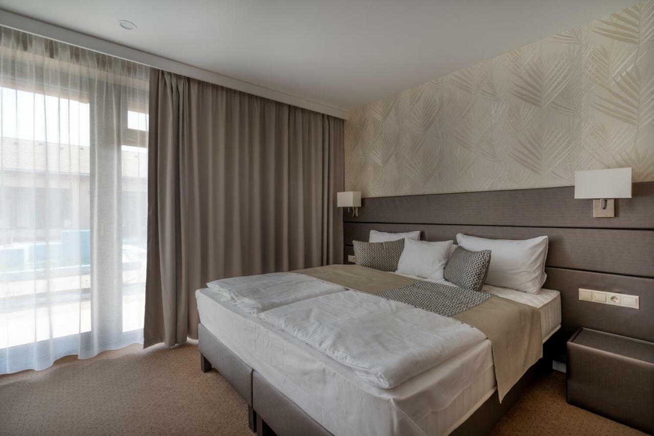 Doresz Wellness Panzio Bed & Breakfast Ujhartyan Exterior photo